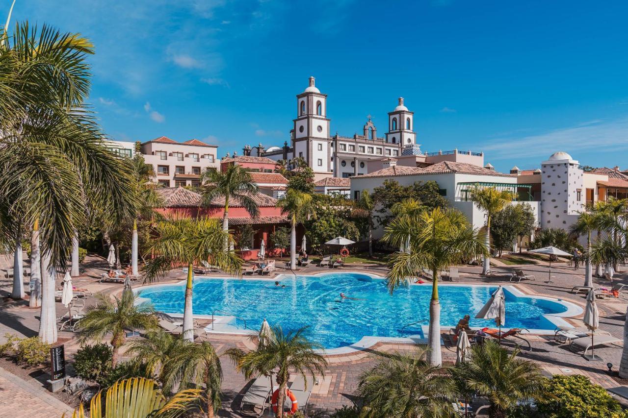 מלונראס Lopesan Villa Del Conde Resort & Thalasso מראה חיצוני תמונה View of the town of San Bartolomé