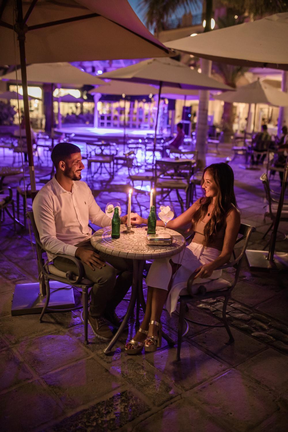 מלונראס Lopesan Villa Del Conde Resort & Thalasso מראה חיצוני תמונה Drake and his girlfriend Sophie Brussaux in 2017
