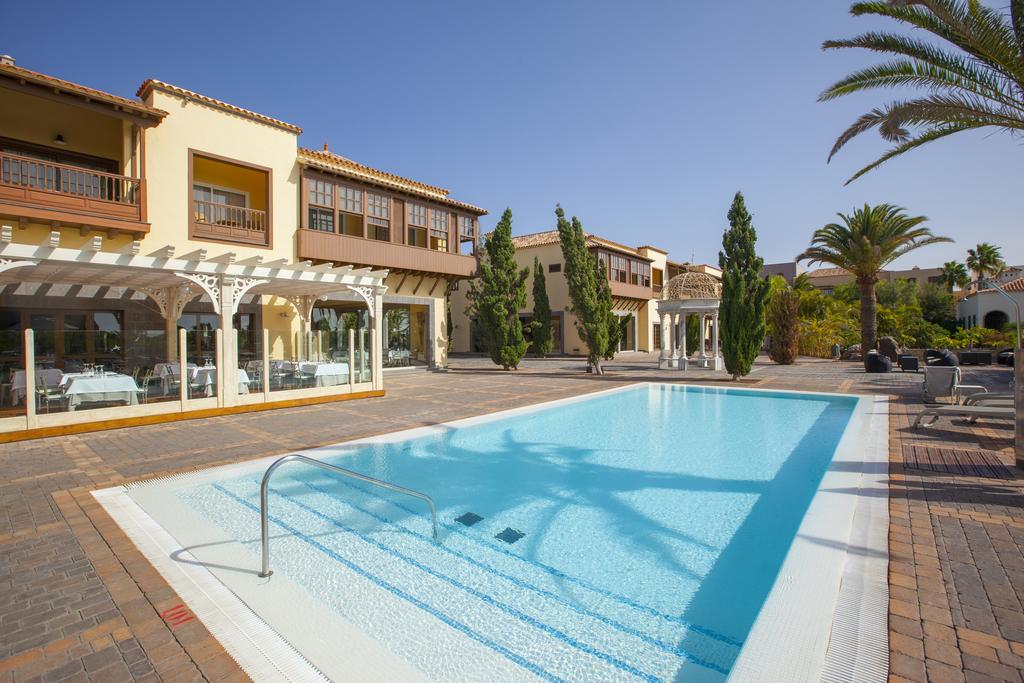 מלונראס Lopesan Villa Del Conde Resort & Thalasso מראה חיצוני תמונה A swimming pool