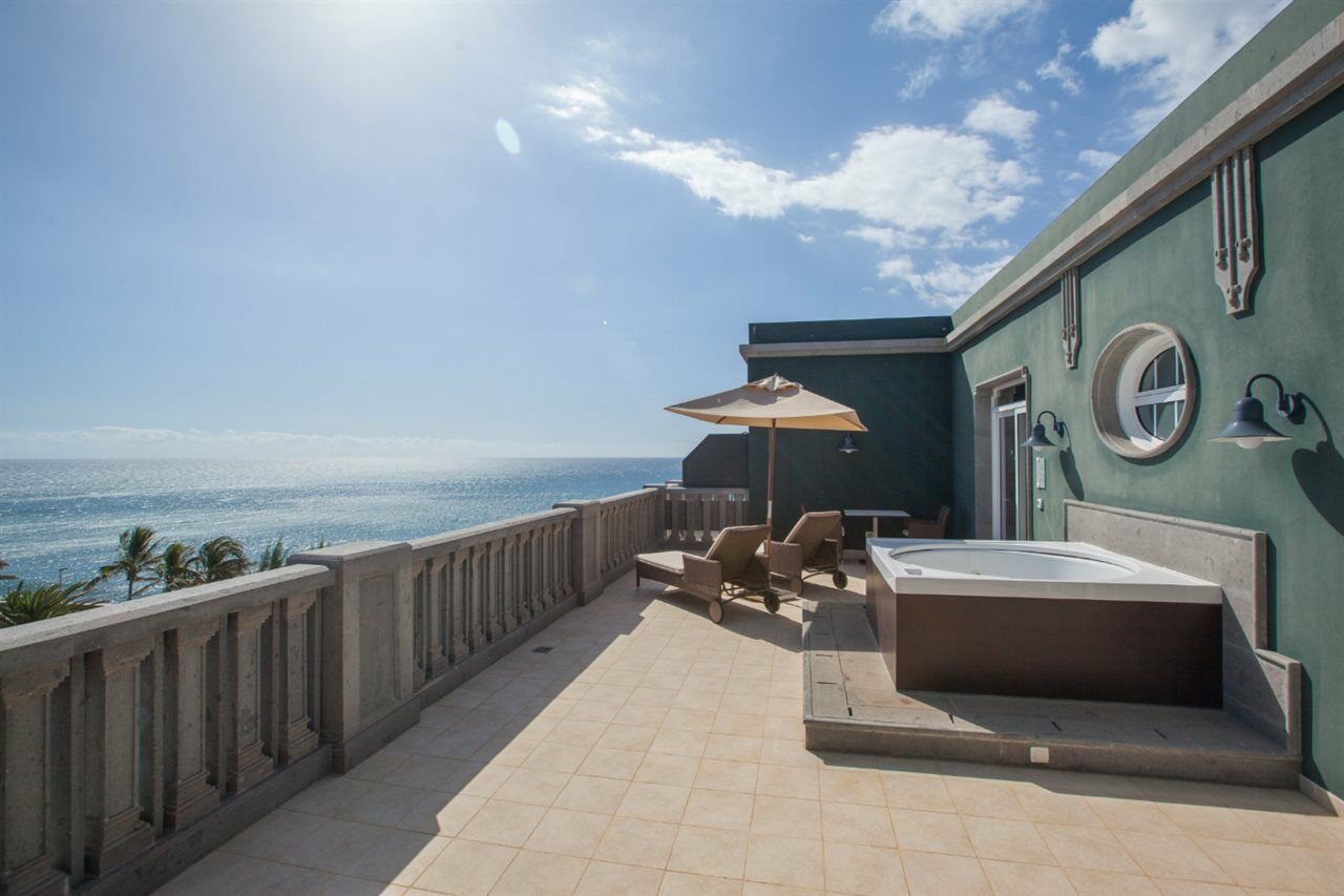 מלונראס Lopesan Villa Del Conde Resort & Thalasso מראה חיצוני תמונה Rooftop terrace