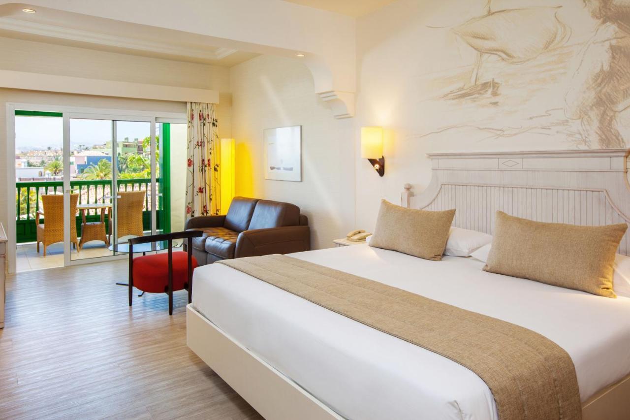 מלונראס Lopesan Villa Del Conde Resort & Thalasso מראה חיצוני תמונה A room at the hotel